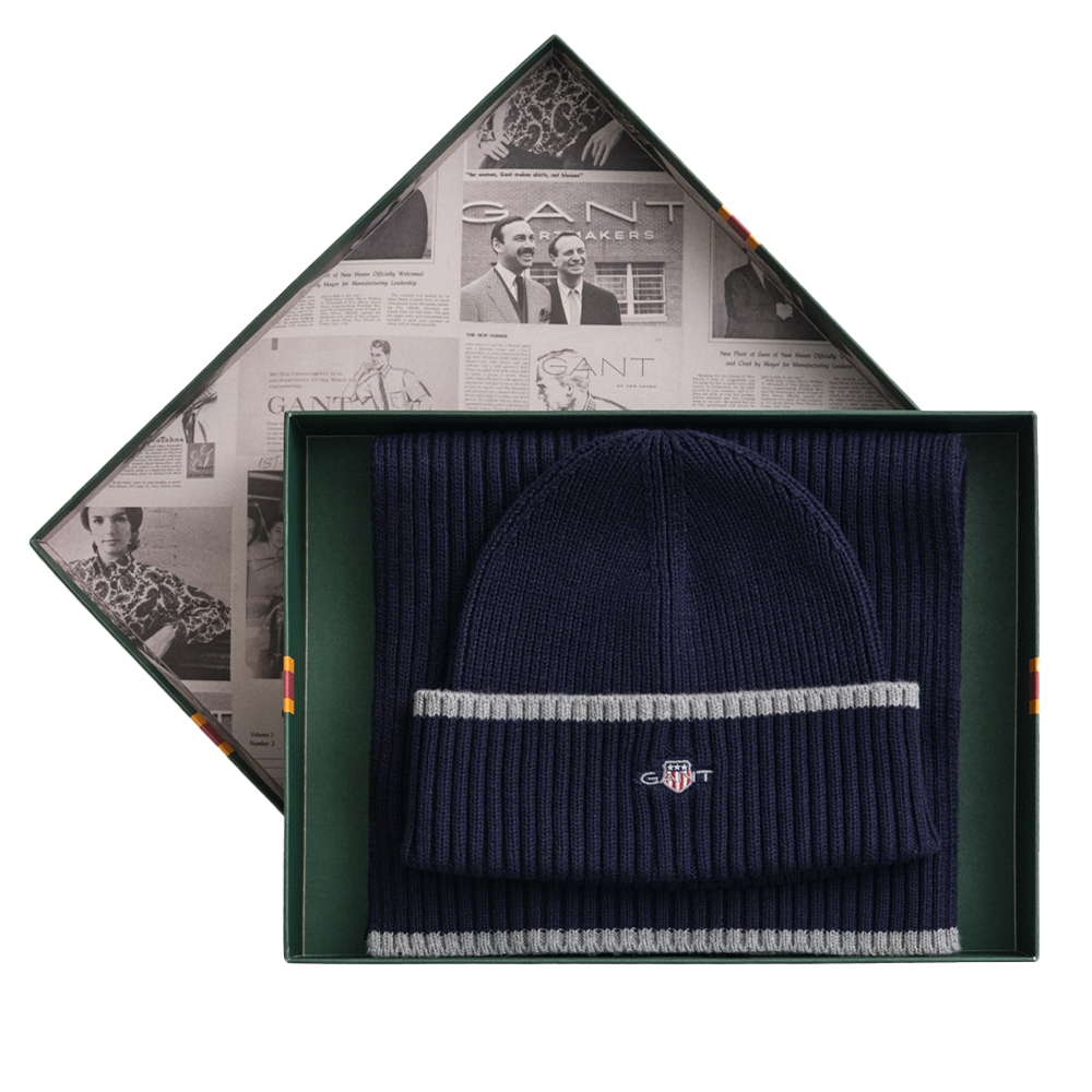 GANT Essential Hat and Scarf Gift Set in Marine Blue