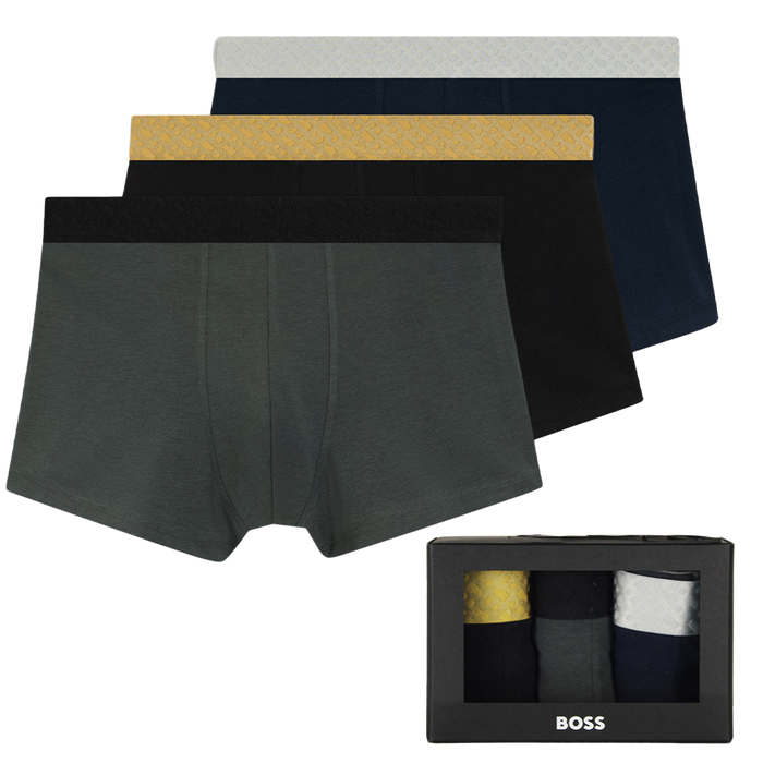 3 boxer trunks with a gift box